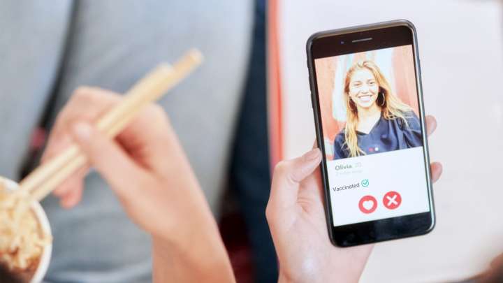 dating app with vaccination status