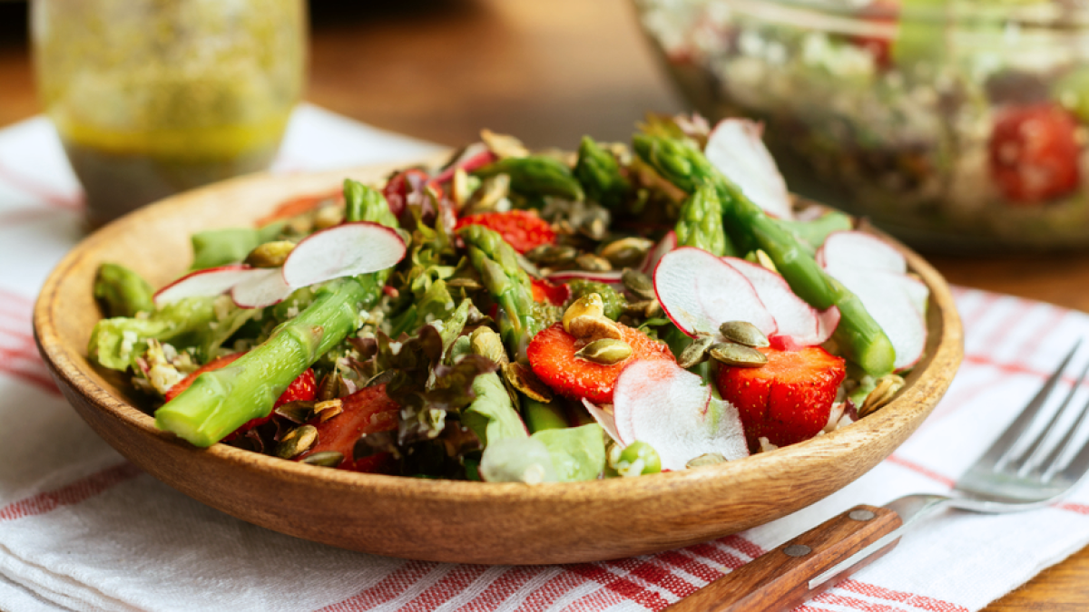 4 Tips for Making Salads That Are Tasty and Nourishing